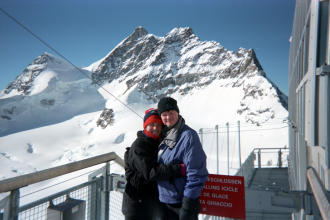 Anita and David
Jungfrau, Switzerland
1999-02-02
Photo by Peter Jennings