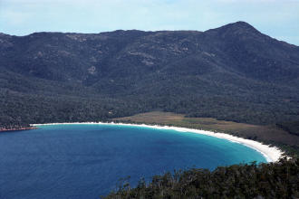 Wineglass Bay, Freycinet Peninsula, Tasmania
2002-10-30 Wineglass Bay, Freycinet Peninsula, Tasmania
2002-10-30